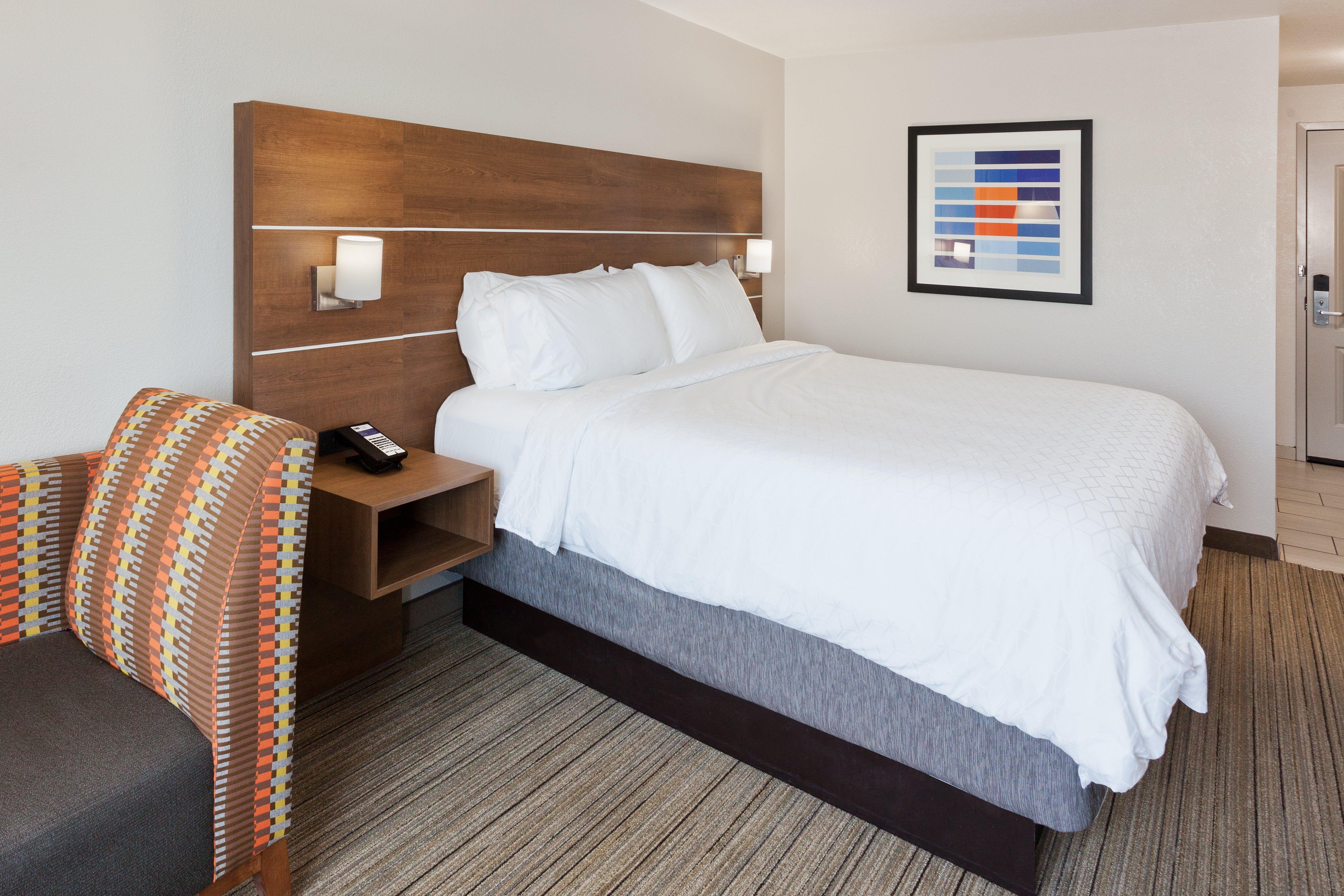 Holiday Inn Express Rome-East By Ihg Exterior photo
