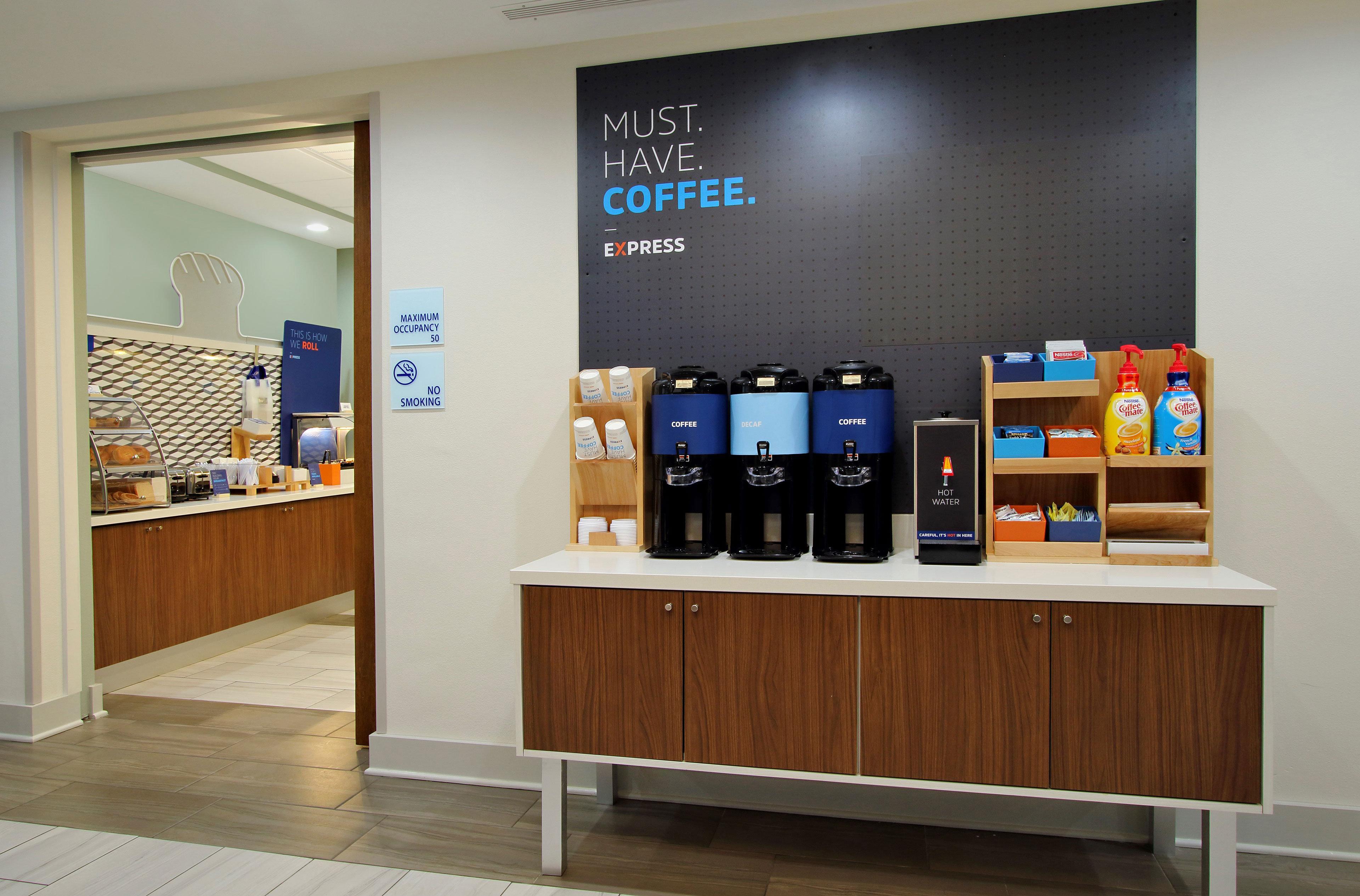 Holiday Inn Express Rome-East By Ihg Exterior photo