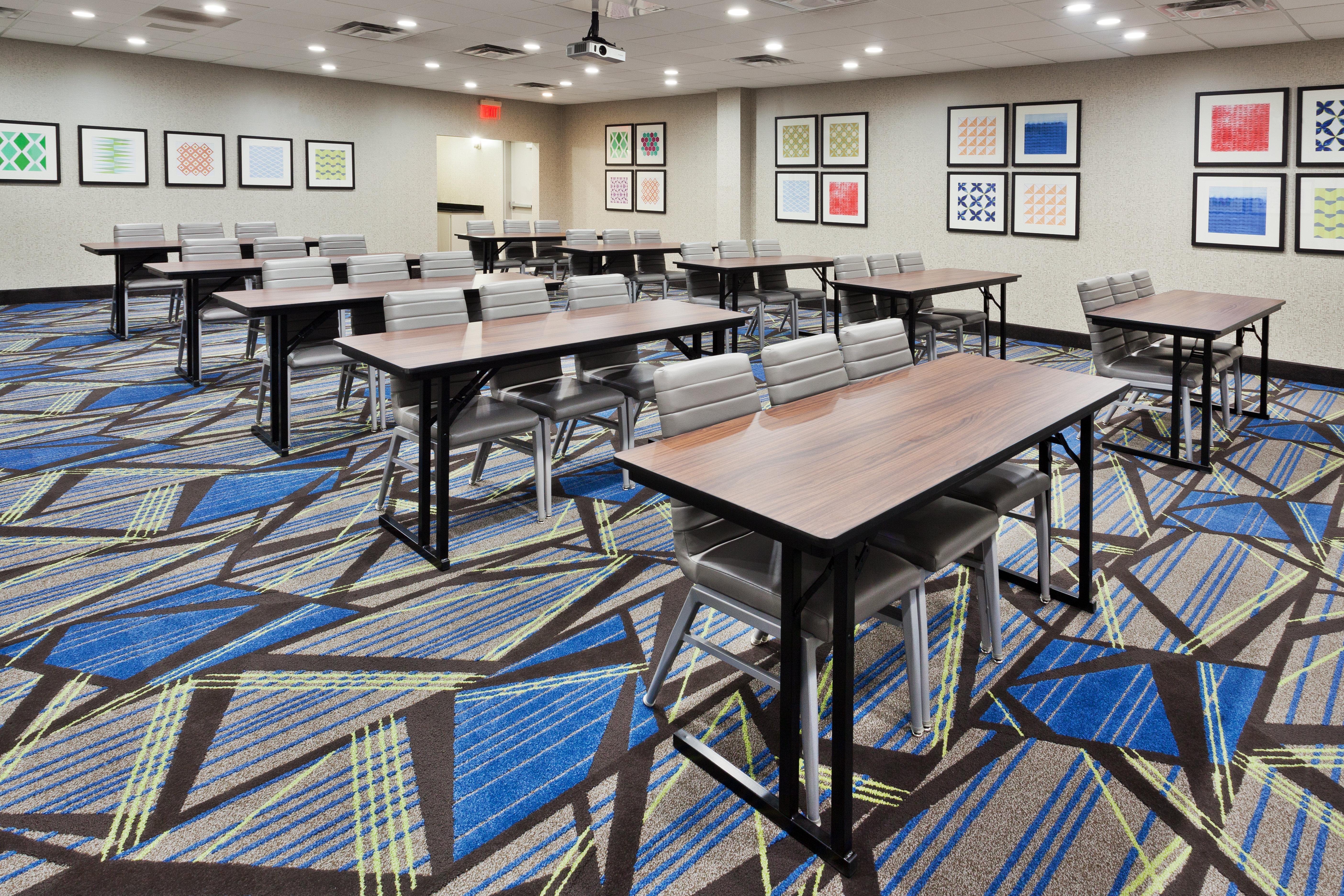 Holiday Inn Express Rome-East By Ihg Exterior photo