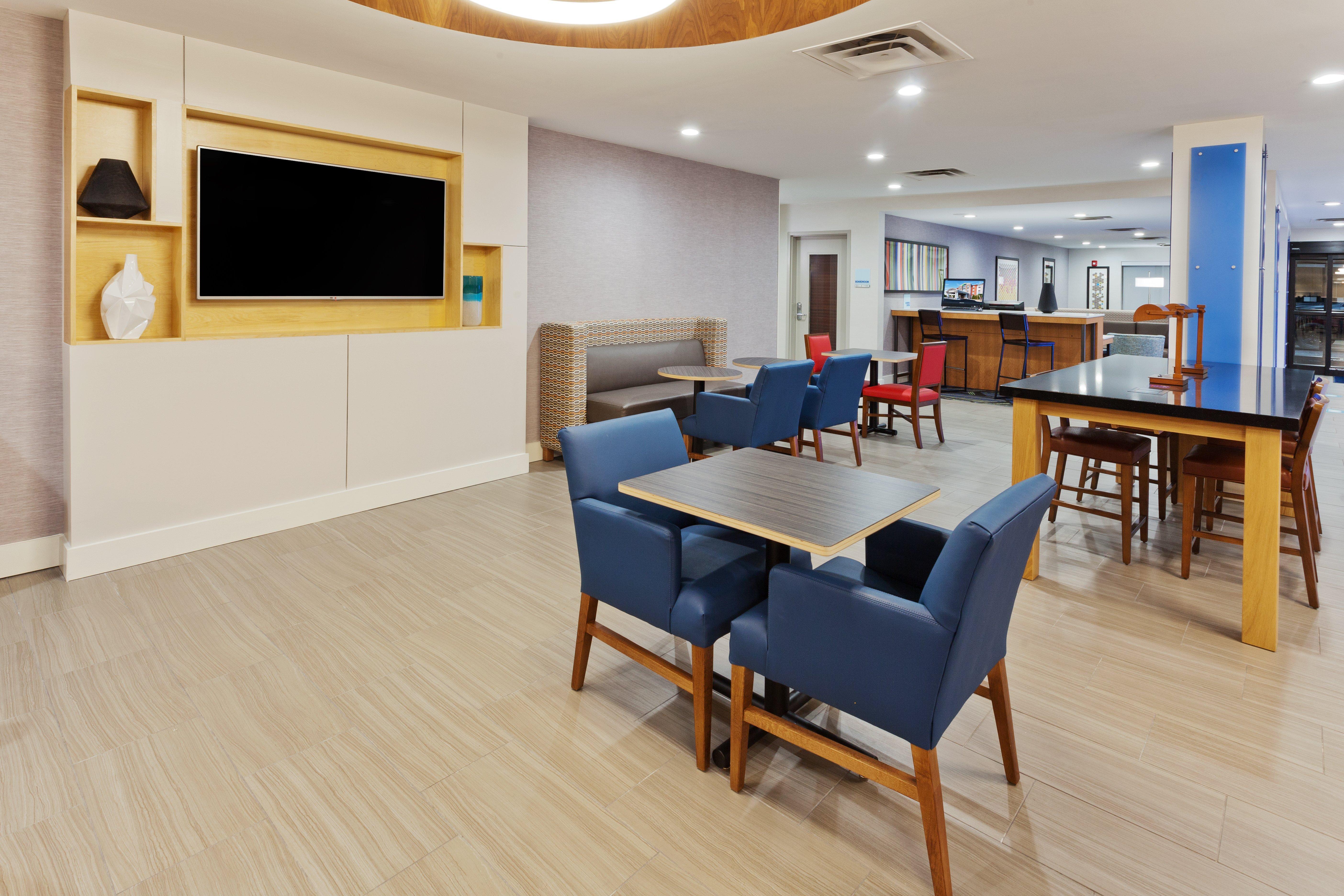 Holiday Inn Express Rome-East By Ihg Exterior photo