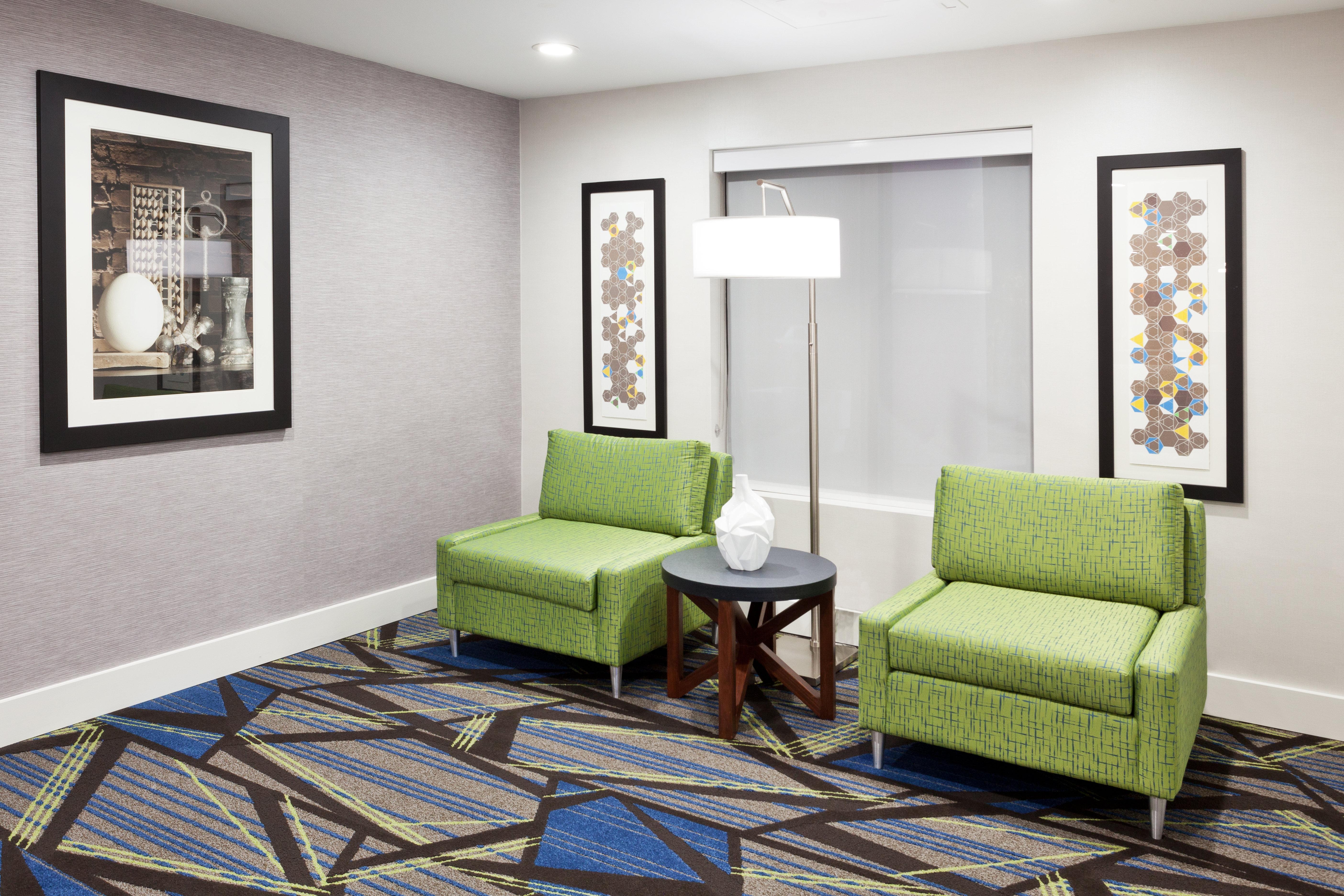 Holiday Inn Express Rome-East By Ihg Exterior photo