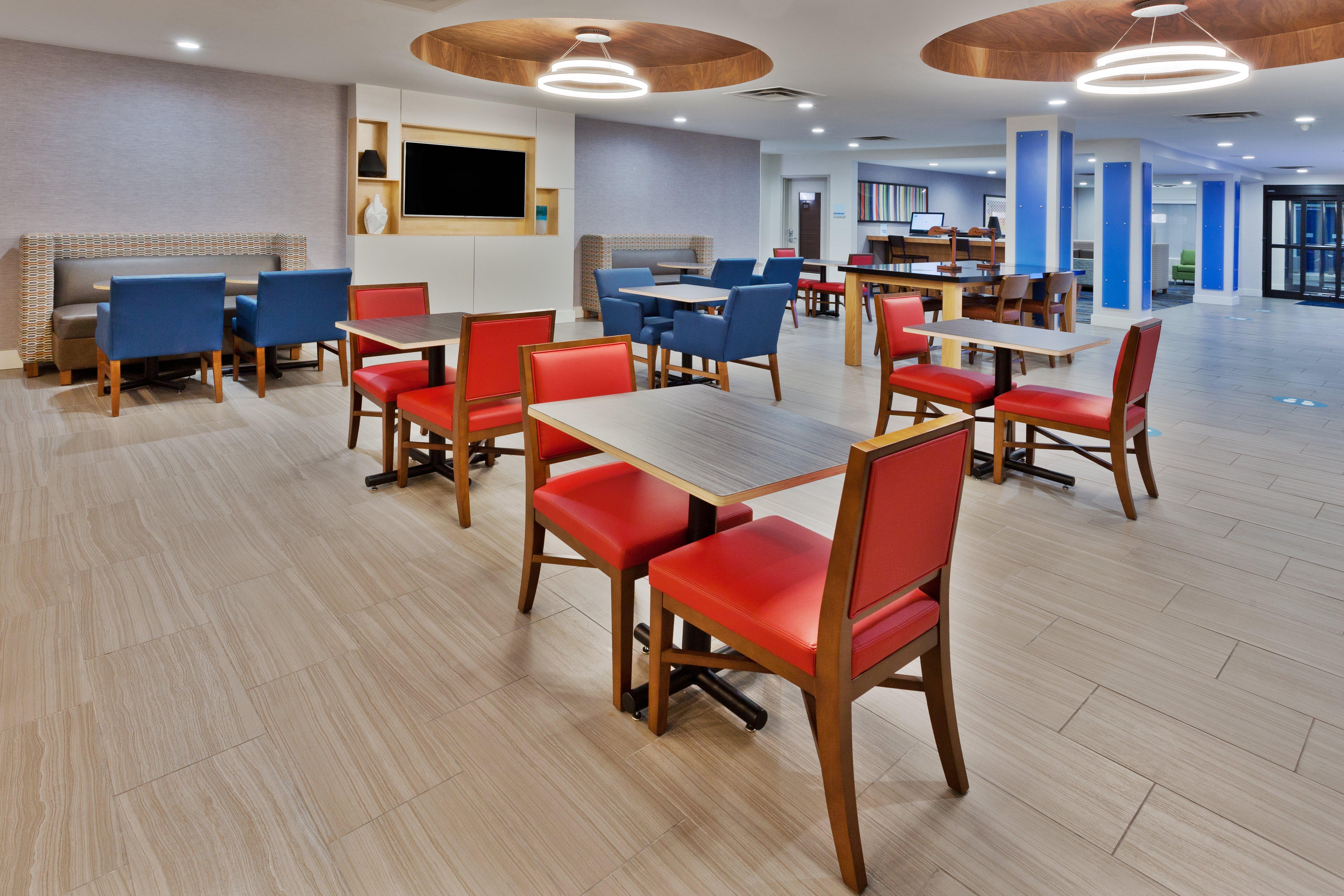 Holiday Inn Express Rome-East By Ihg Exterior photo