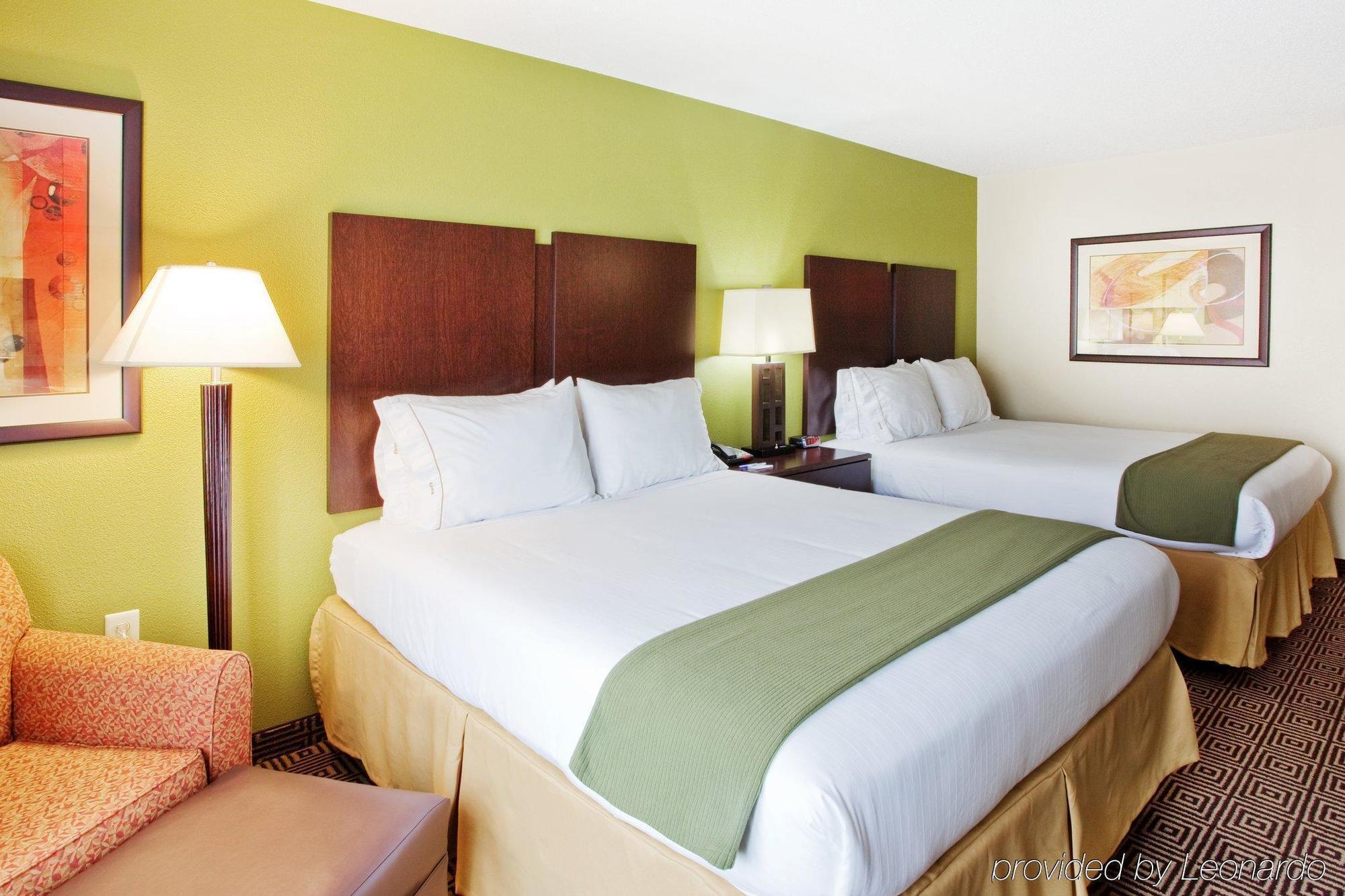 Holiday Inn Express Rome-East By Ihg Exterior photo